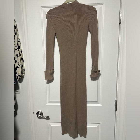 BB Dakota sweater of intent midi dress in taupe - Picture 5 of 8